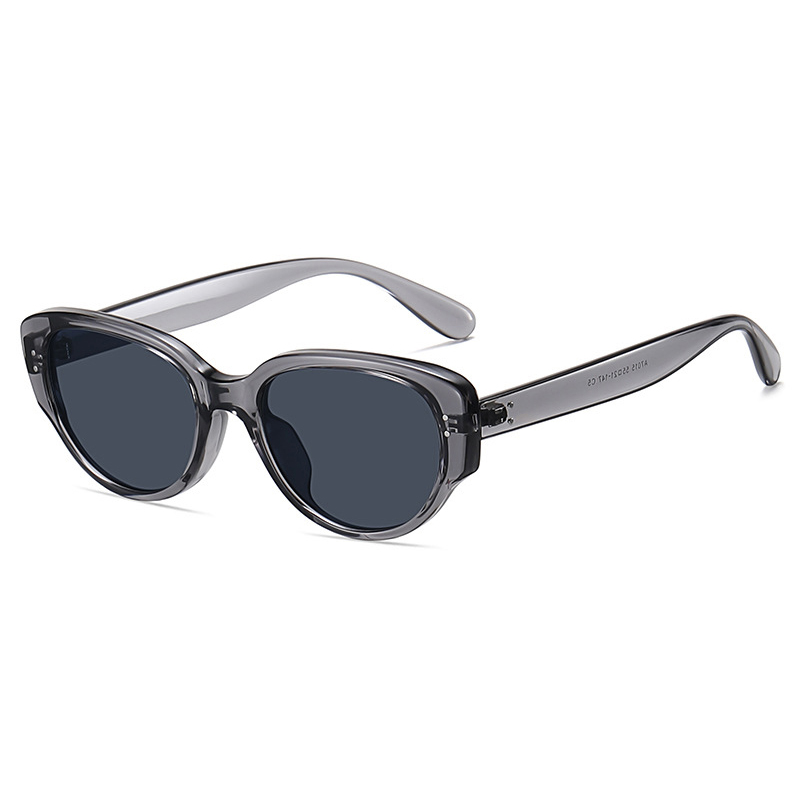 Simple fashionable and trendy new frame Korean style elegant sunglasses bright turbid water tea gray lenses